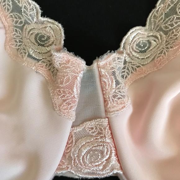 BREEZIES Lace Bra Pink Blush Underwire UltimAir Women’s Plus Size 44DD Size 44E - Picture 7 of 16